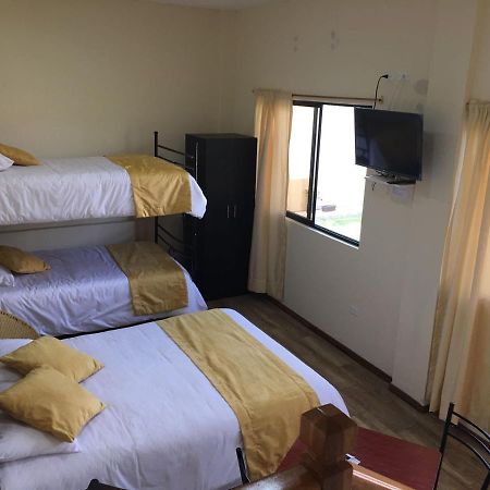 Tababela Airport B&B Dış mekan fotoğraf