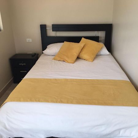 Tababela Airport B&B Dış mekan fotoğraf