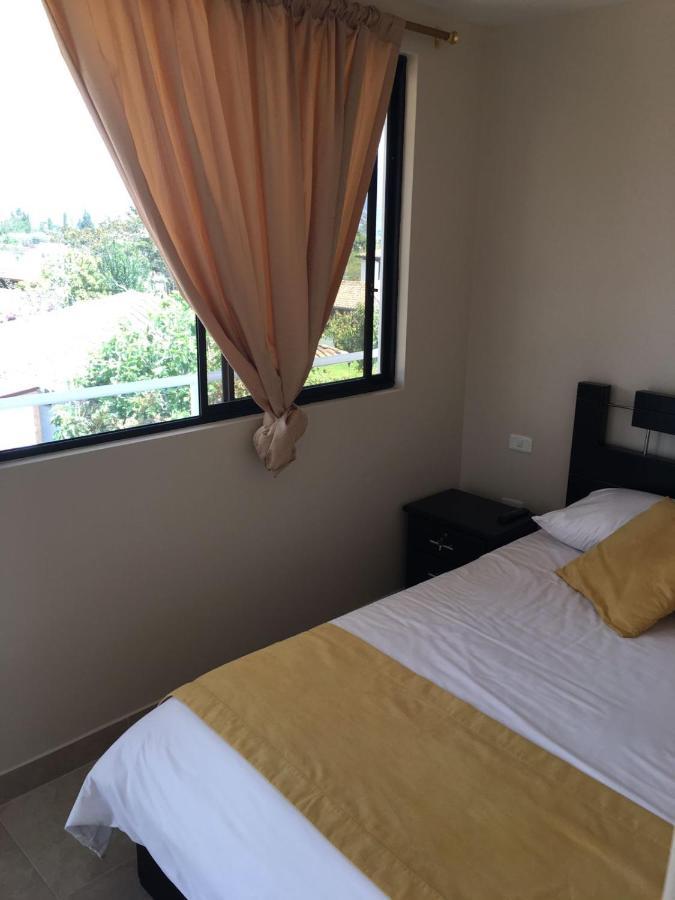 Tababela Airport B&B Dış mekan fotoğraf